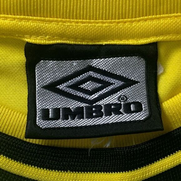 Retro Umbro soccer shirt - Picture 4 of 6
